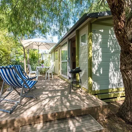 Pinede Enchantee Cottage 2P4-5 *